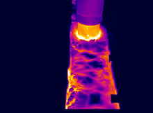 Xi 05M ETH Compact Industrial Autonomous Short-Wavelength Infrared Camera for Molten Metal, Steel, Ceramics